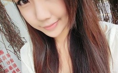 大老婆小老公吻戏